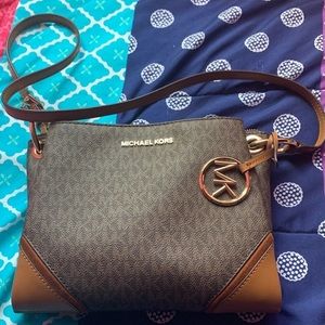 Michael Kors crossbody purse